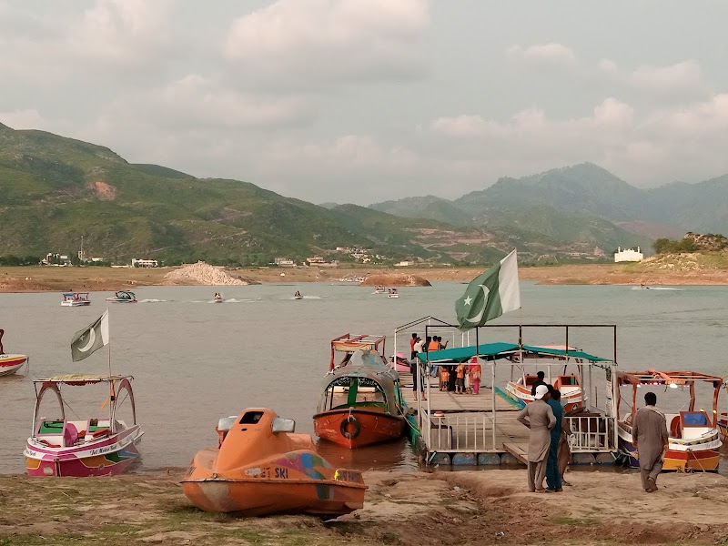 Khanpur Dam Parasailing Club in Khanpur, Khyber Pakhtunkhwa