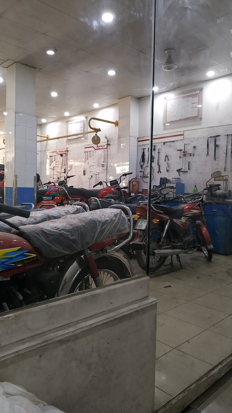 Honda Center in Faisalabad, Punjab