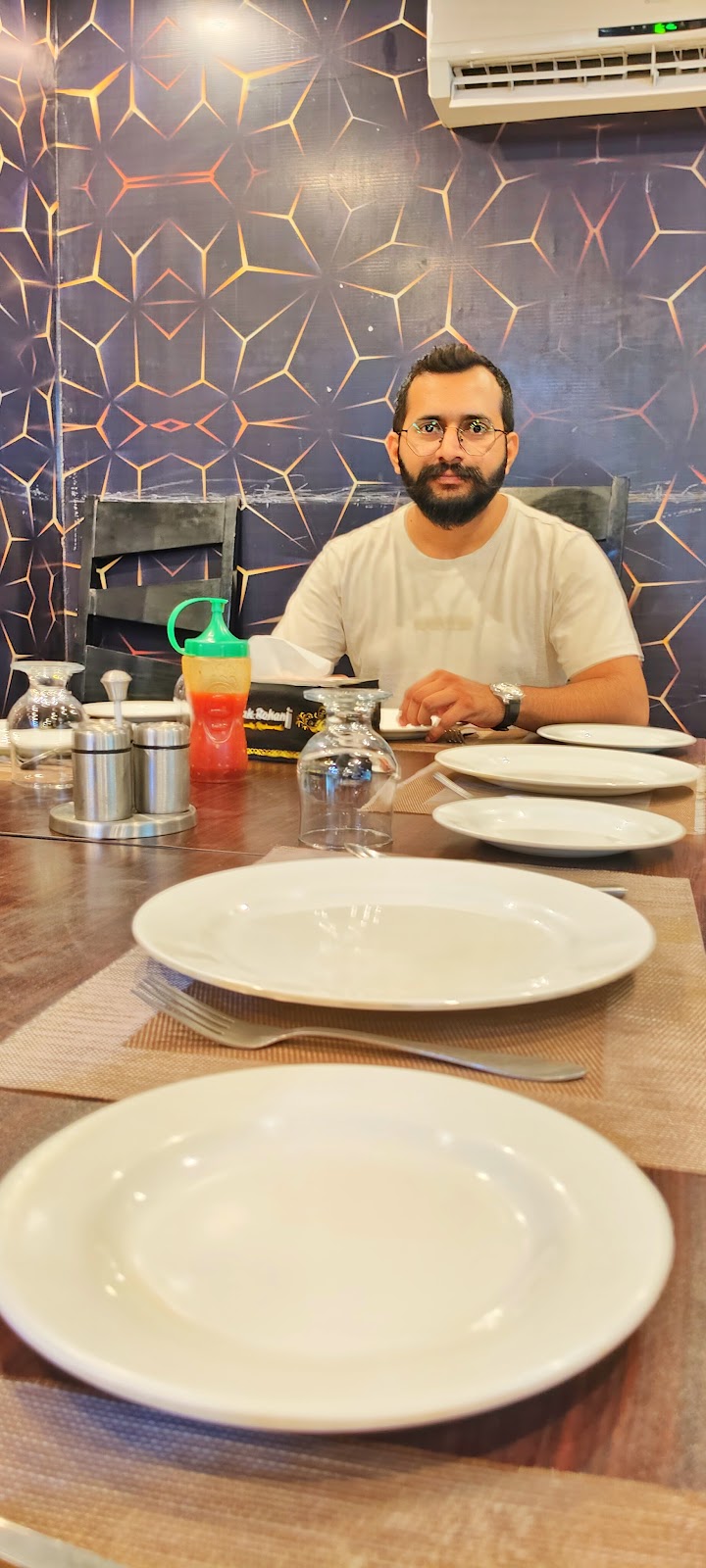 Pak Rohani Restaurant Okara (City Branch) in Okara, Punjab