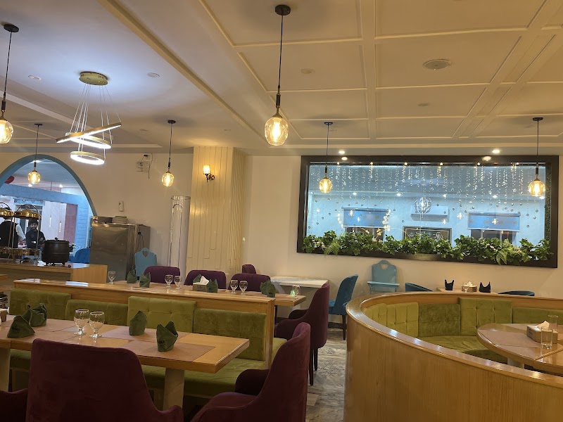 Bridge Lounge in Sarai Alamgir, Punjab