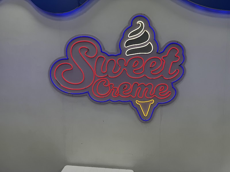 Sweet Creme in Gujranwala, Punjab