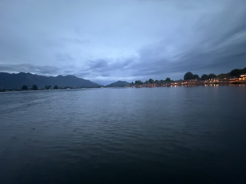 Akbar Group Of Heritage Houseboats in Srinagar, Punjab