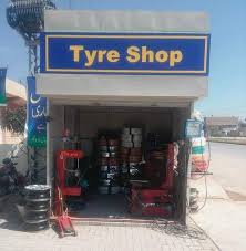 Alnoor tyre shop with best mechanic shop on this road.