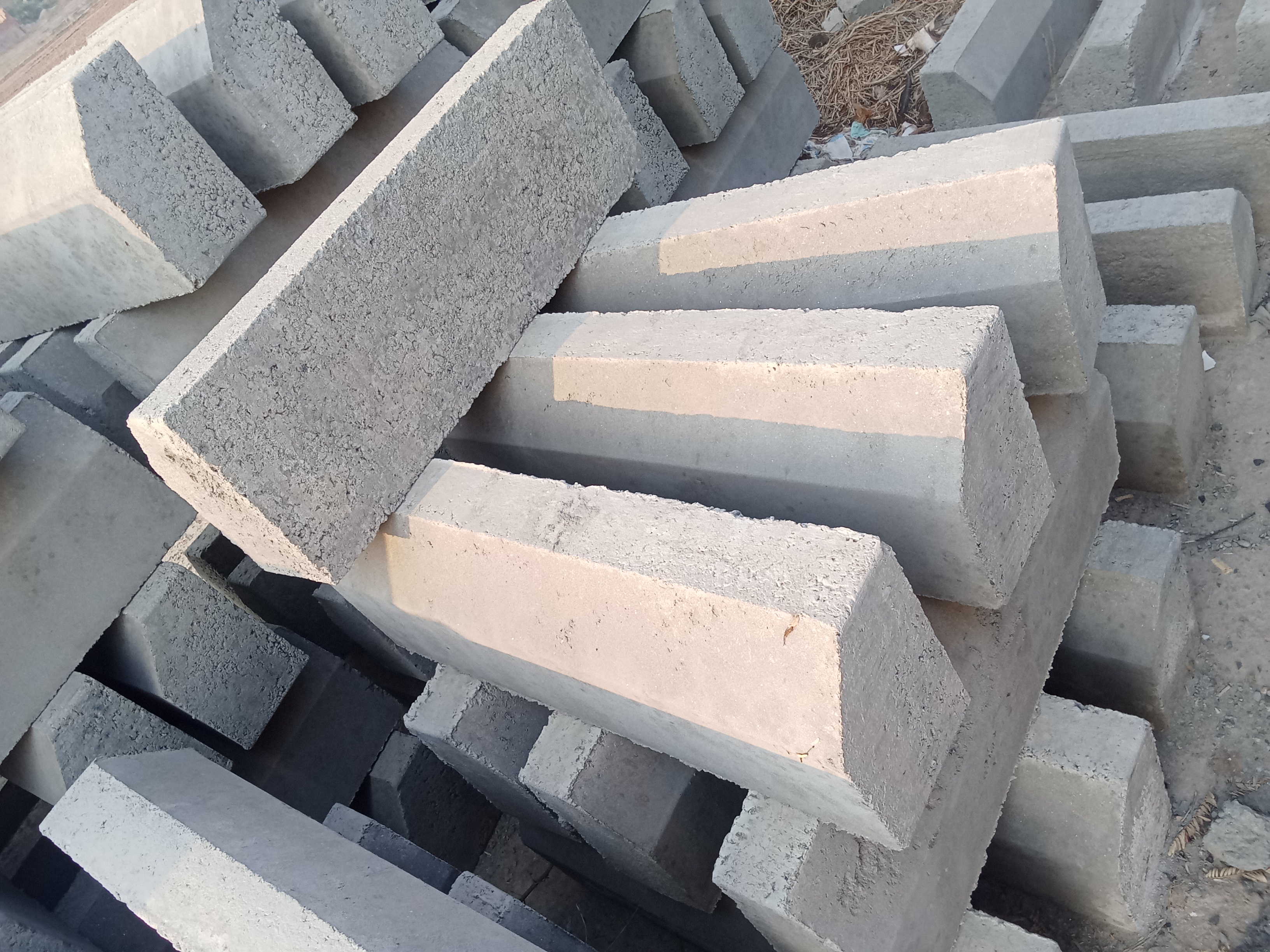 Best bricks quality on this road with ability. Good cooperation