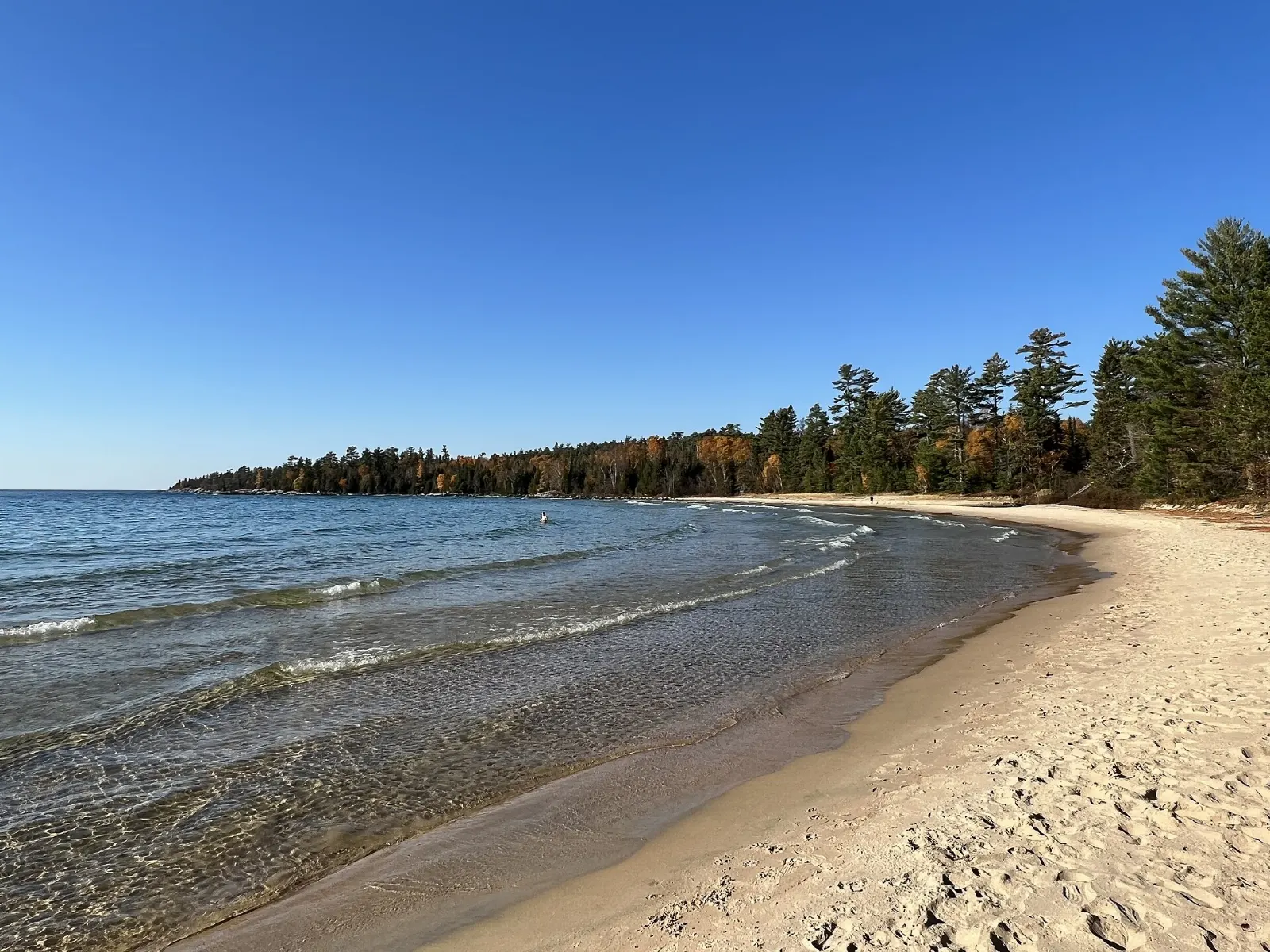 Sandy shoreline of Katherine Cove on Lake Superior, Agawa Canyon, Ontario