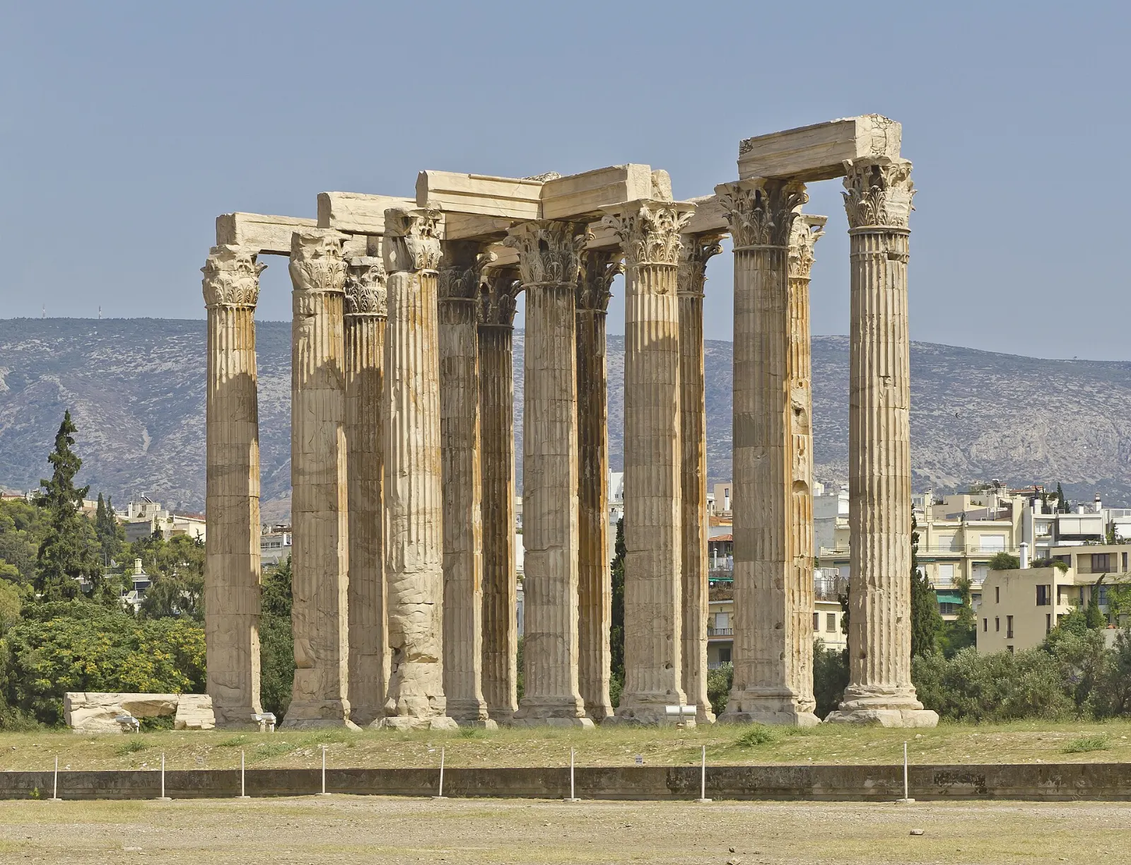Temple of Olympian Zeus and Hadrian's Arch, Athens, Greece