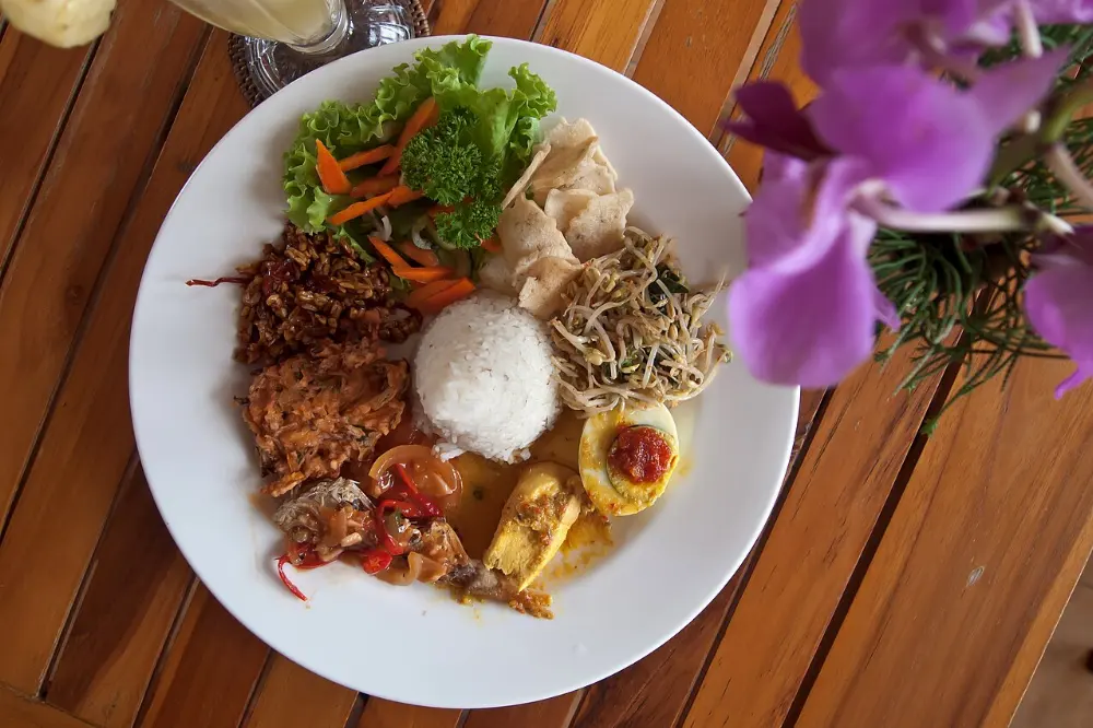 Nasi campur in Bali, Indonesia