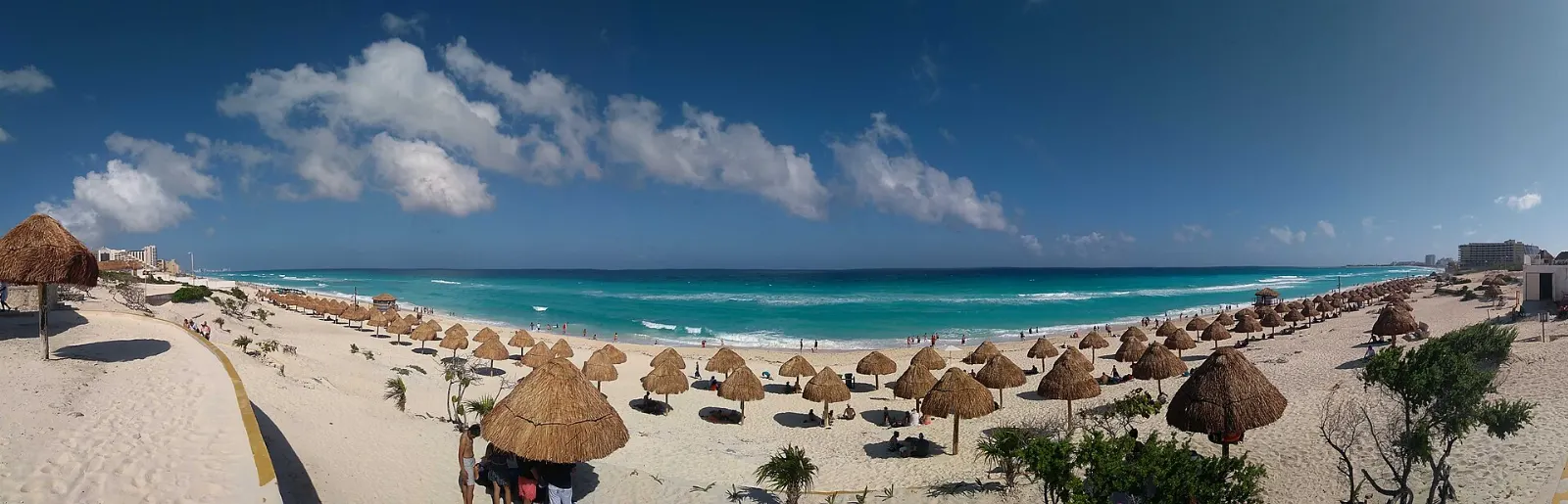 Wide sandy beach at Playa Delfines in Cancún, Quintana Roo