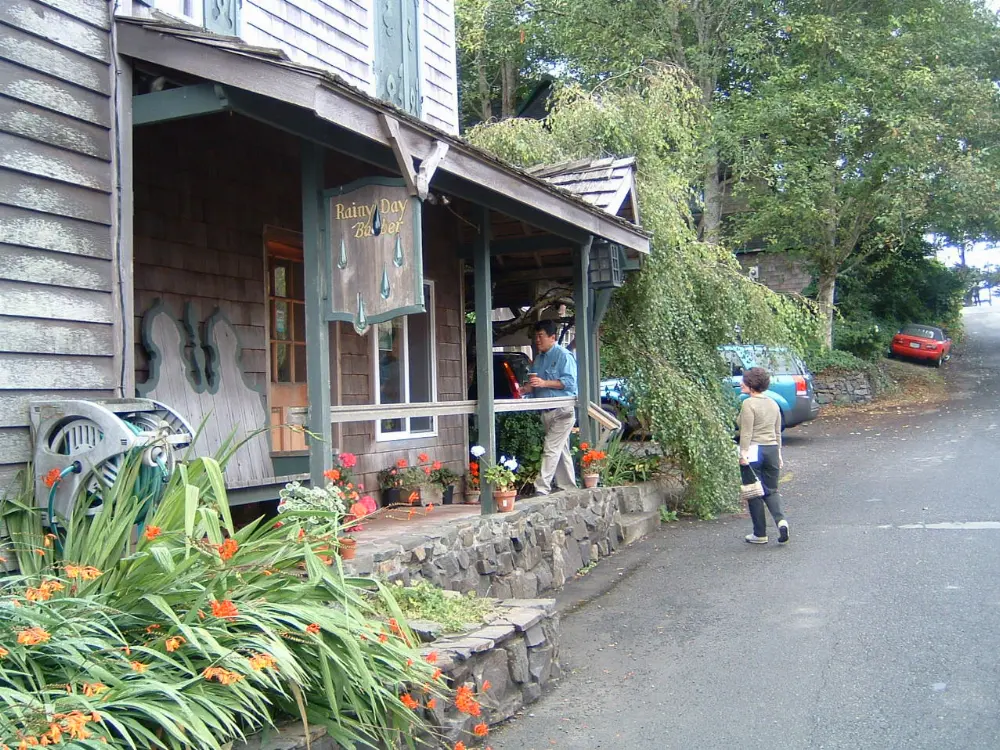 Hemlock Street, Cannon Beach, Oregon