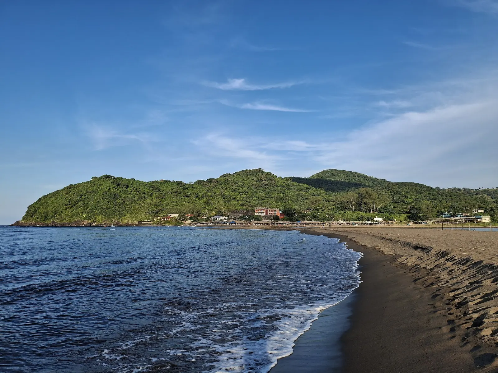The Gulf of Mexico shoreline at Montepío, Catemaco, Veracruz