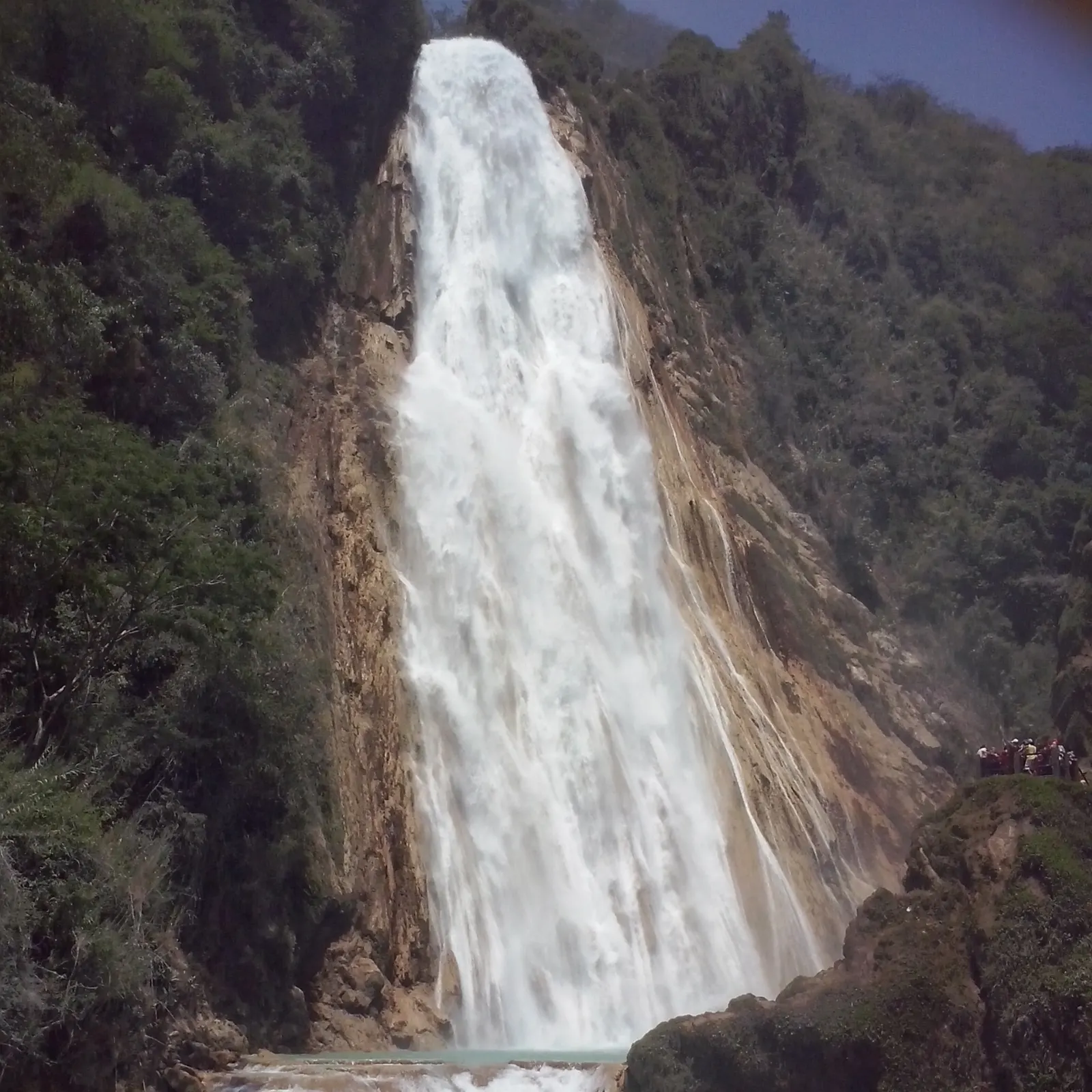 Turquoise waterfalls at El Chiflón near Comitán, Chiapas