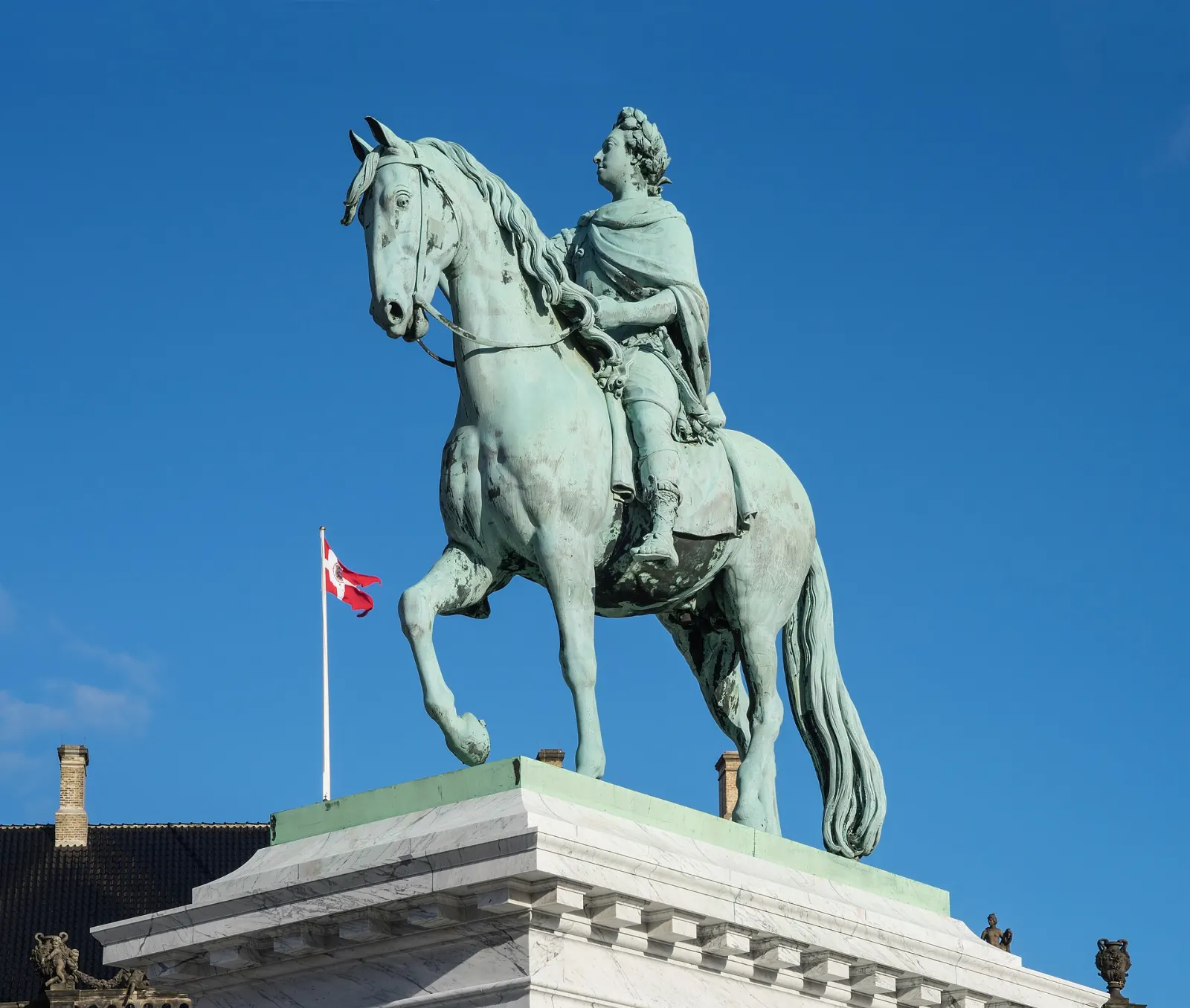 An octagonal square surrounded by four matching palaces with an equestrian statue in the center, Copenhagen, Denmark