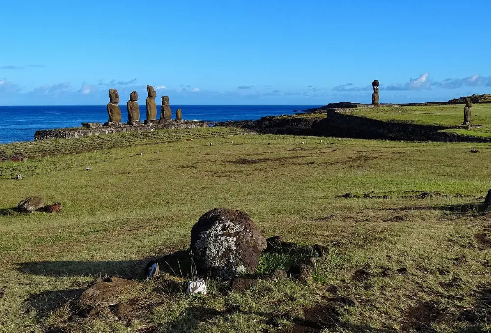 Tahai, Easter Island, Chile