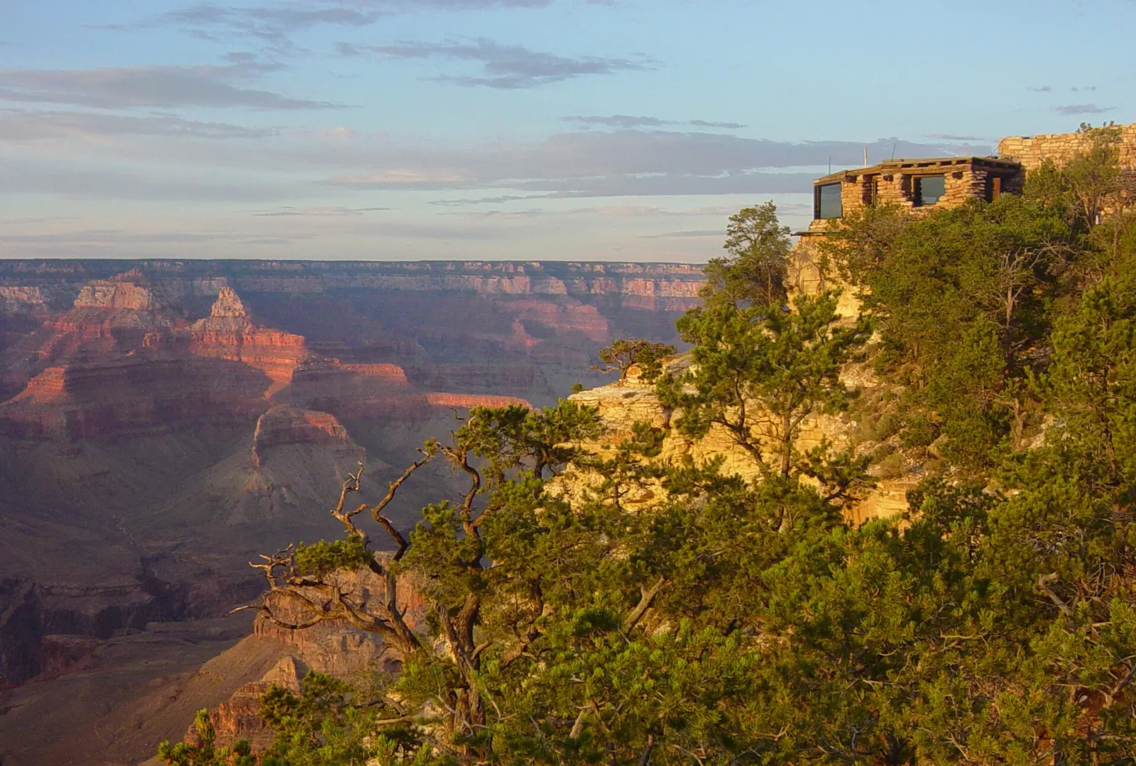 Stone building of the Yavapai Geology Museum perched on the edge of the South Rim, Grand Canyon National Park, Arizona