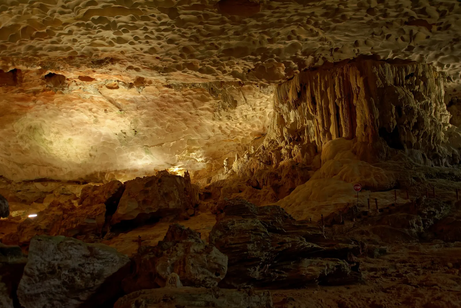 Sung Sot Cave, Ha Long Bay, Vietnam