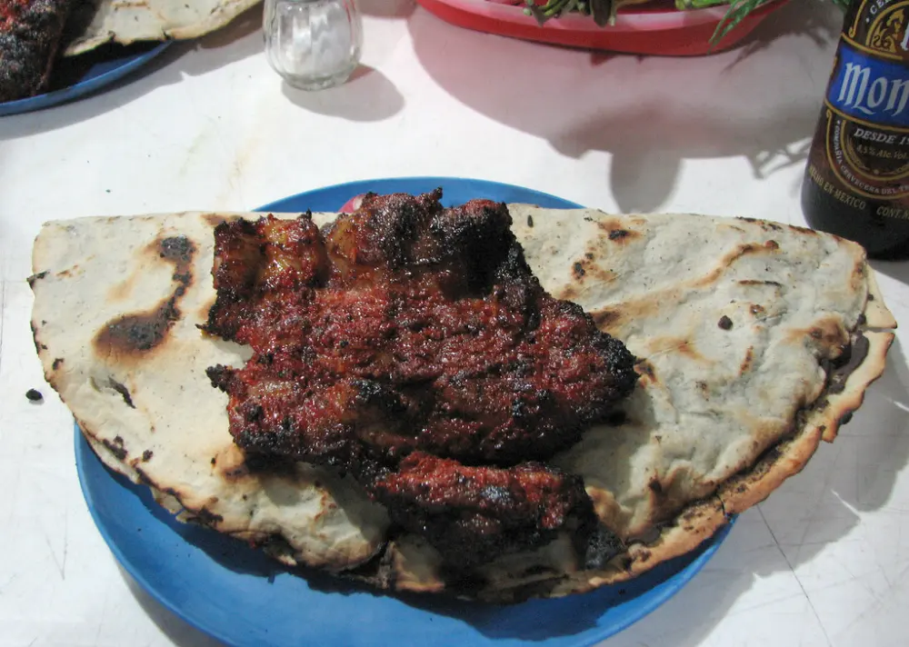 Tlayuda in Hierve el Agua, Oaxaca