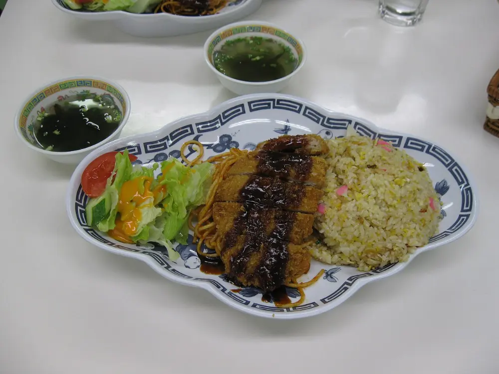 Plate lunch in Honolulu, Hawaii