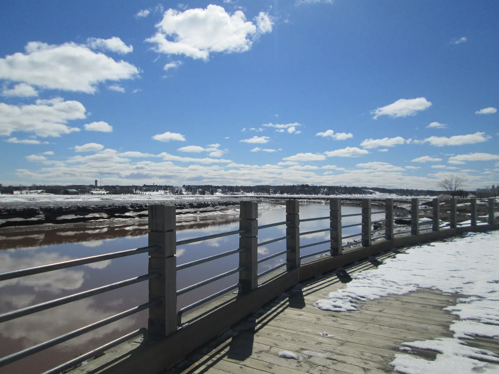 The Petitcodiac River at Moncton in New Brunswick, Hopewell Rocks, New Brunswick