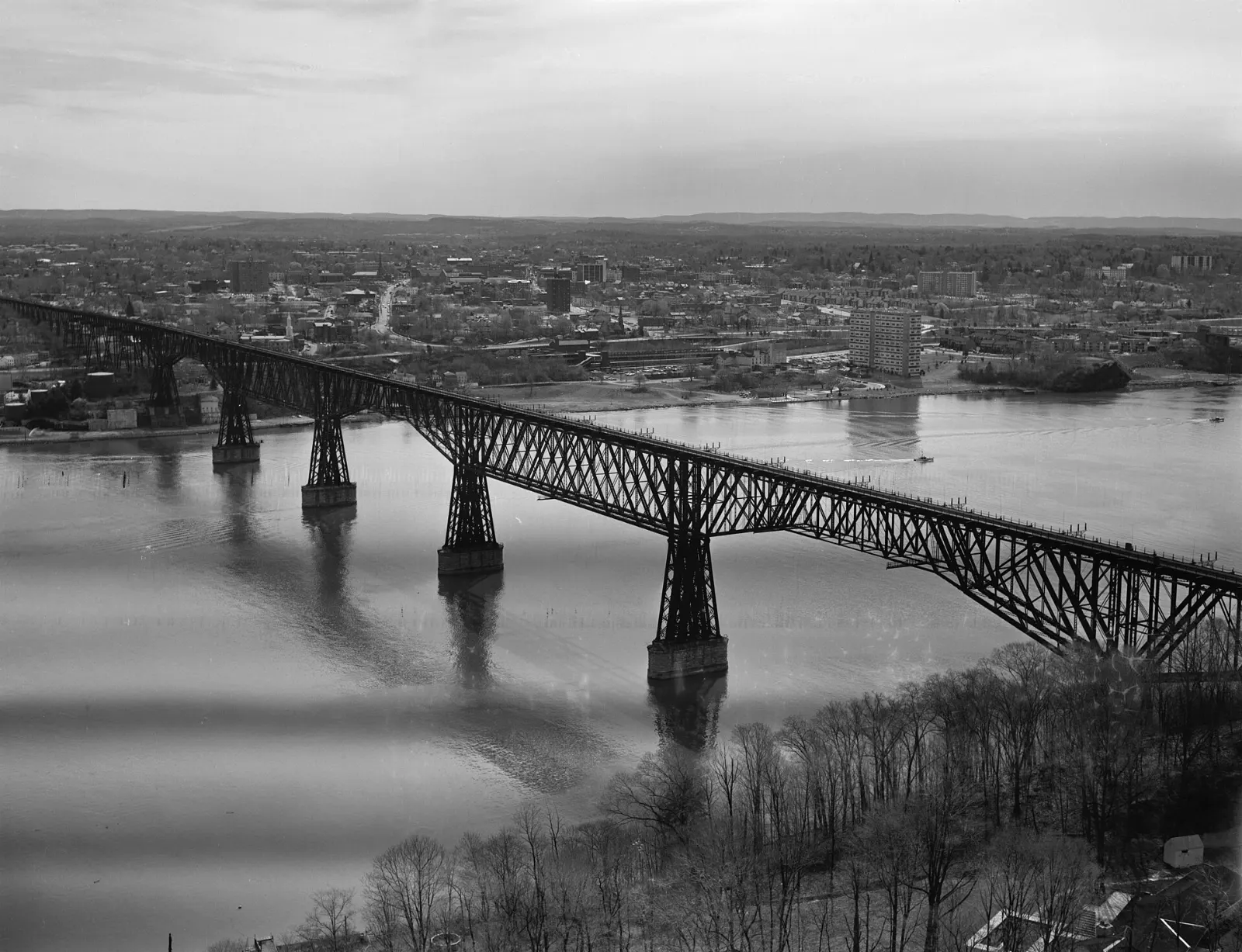 Long steel Walkway Over the Hudson bridge stretching across the river at Poughkeepsie, Hudson Valley, New York