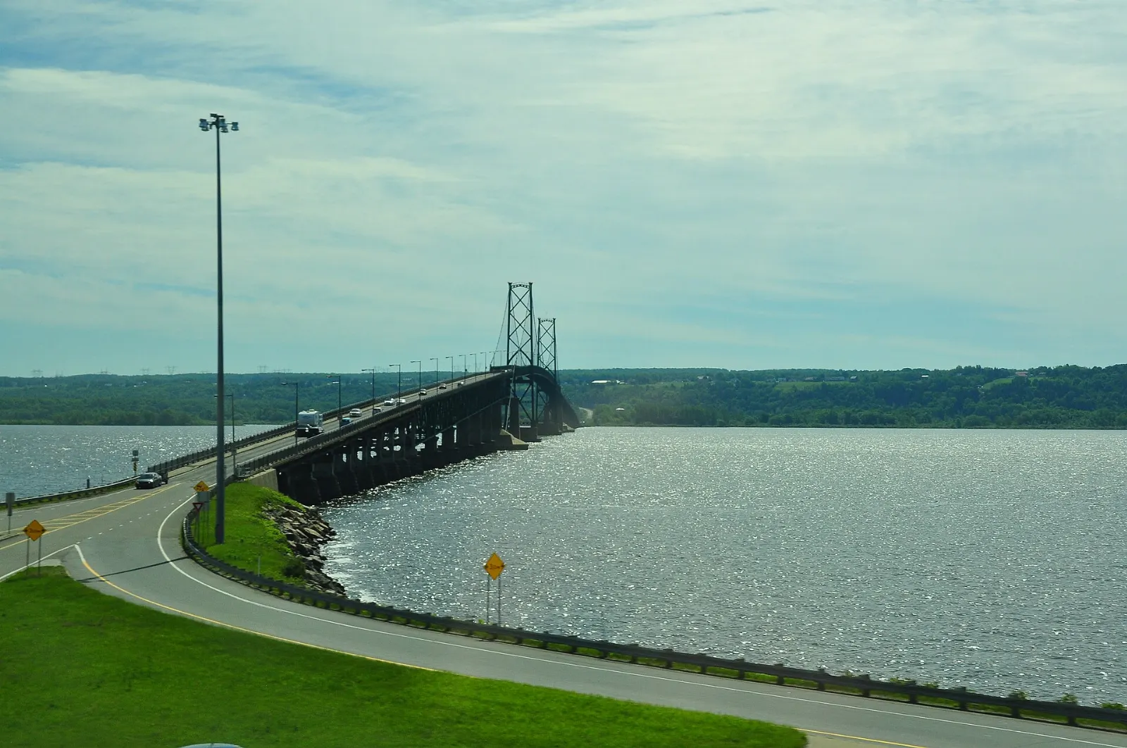 Bridge connecting Île d'Orléans to the mainland, Quebec