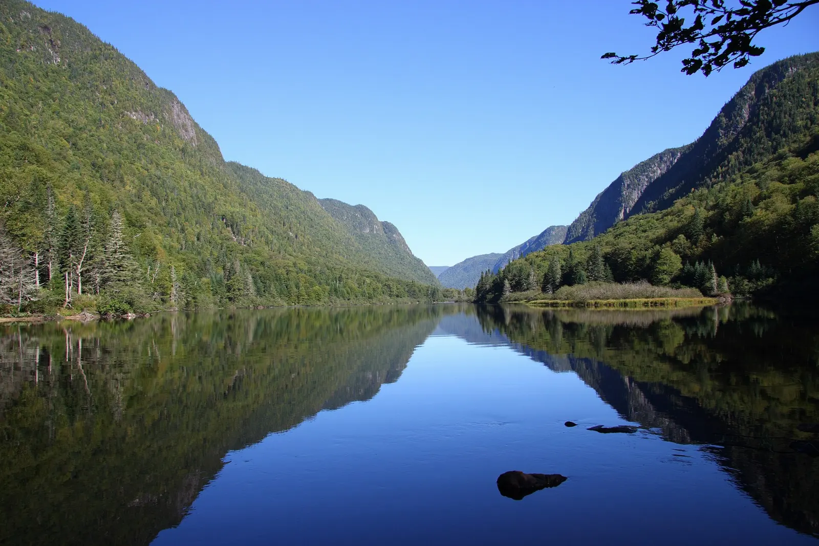 Canoe on the Jacques-Cartier River in the national park, Jacques-Cartier National Park, Quebec