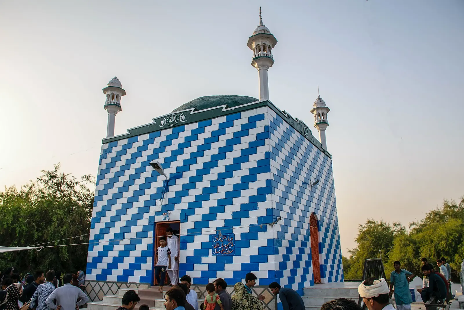 Tomb of Heer and Ranjha in Jhang, Pakistan