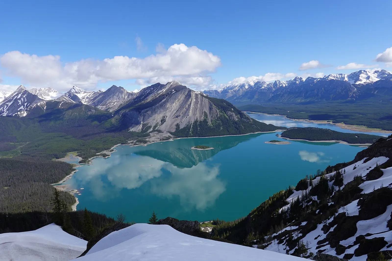 Upper Kananaskis Lake with mountain backdrop, Kananaskis Country, Alberta
