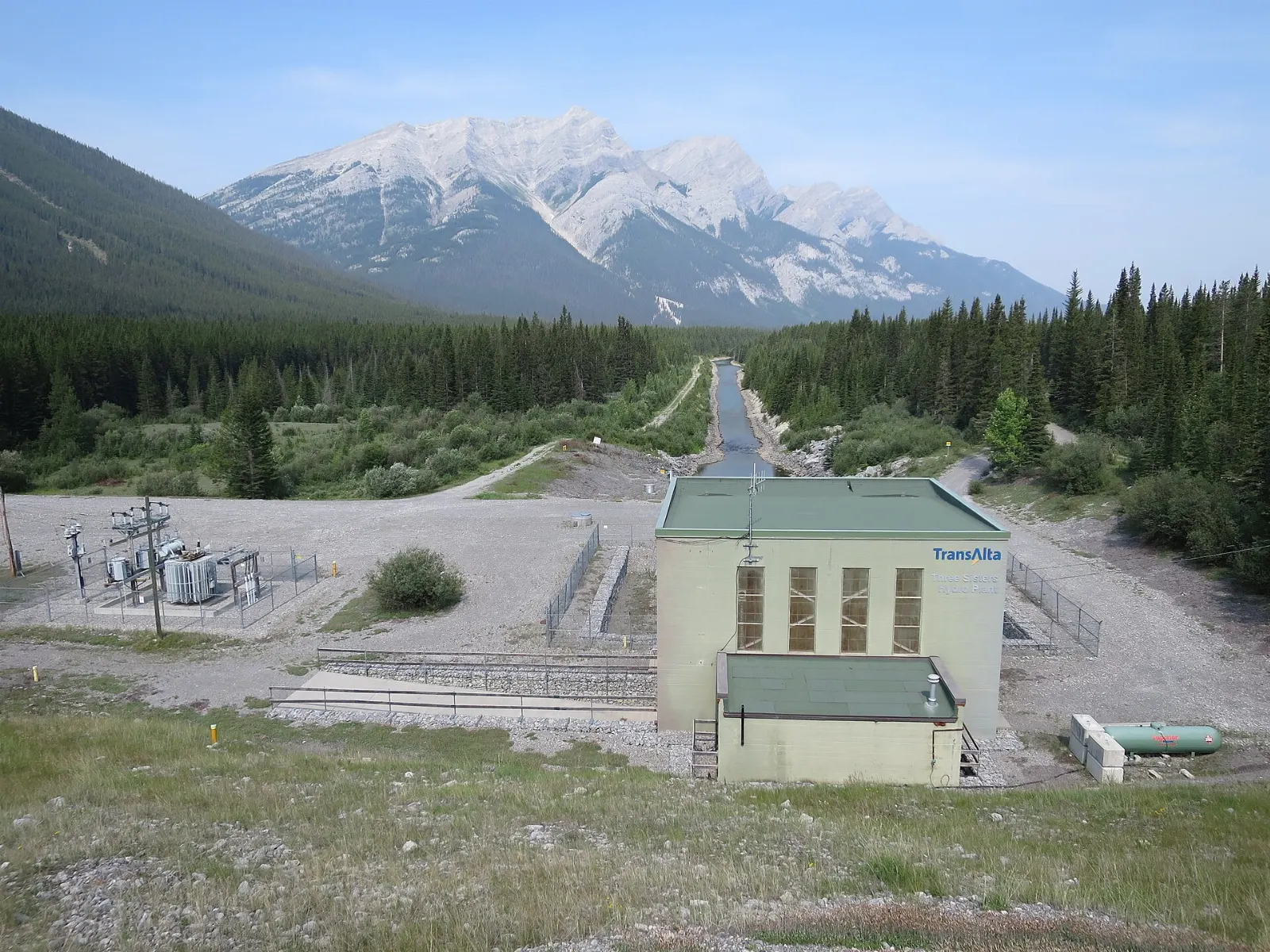Gravel road beside Spray Lakes in Kananaskis, Kananaskis Country, Alberta