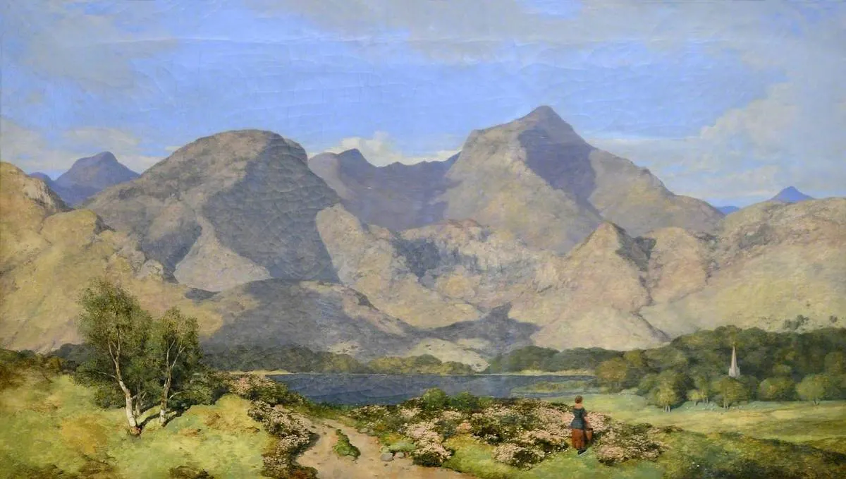 Walkers on the ridge of Catbells with Derwent Water and islands spread below, Lake District, England
