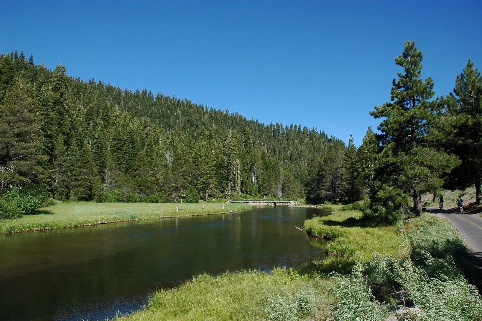 Fanny Bridge crossing the Truckee River at its outlet from Lake Tahoe