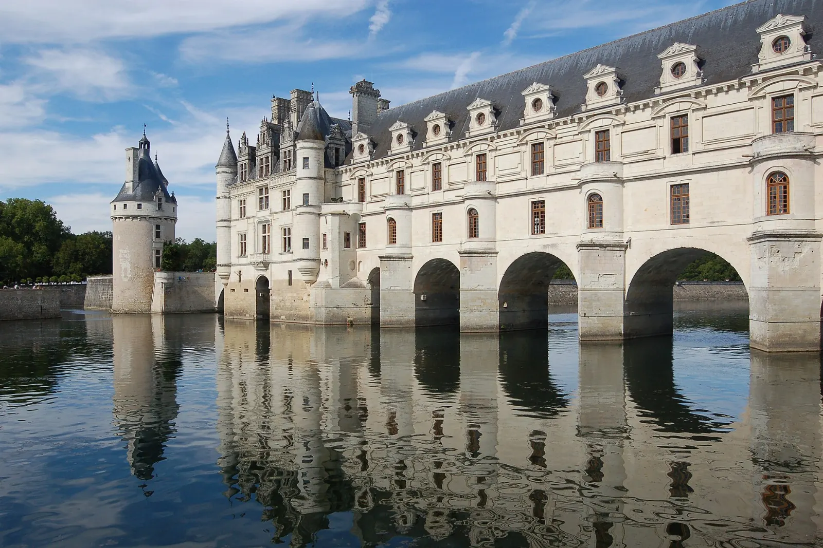 Château de Chenonceau with its long gallery stretching on arches across the Cher river, Loire Valley, France