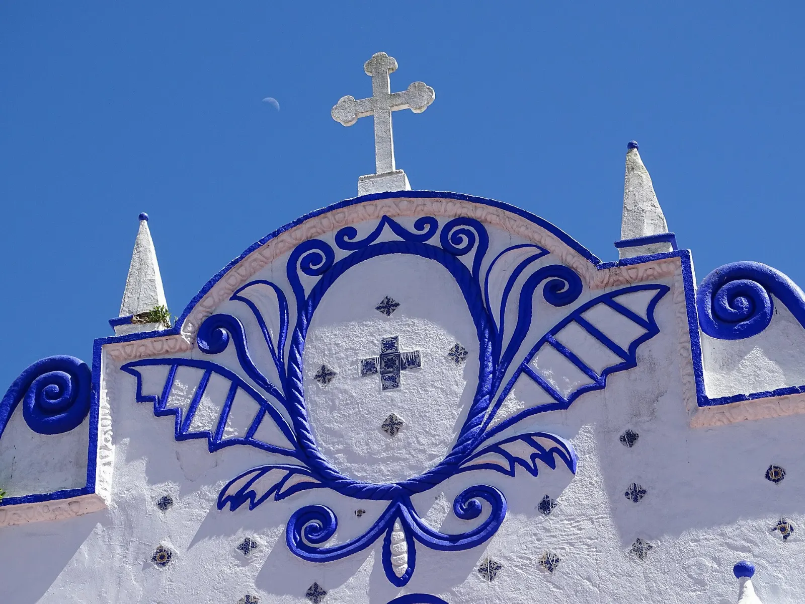Church and plaza in the town of Catemaco, Los Tuxtlas, Veracruz