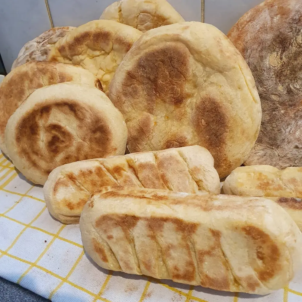Bolo do caco in Madeira, Portugal
