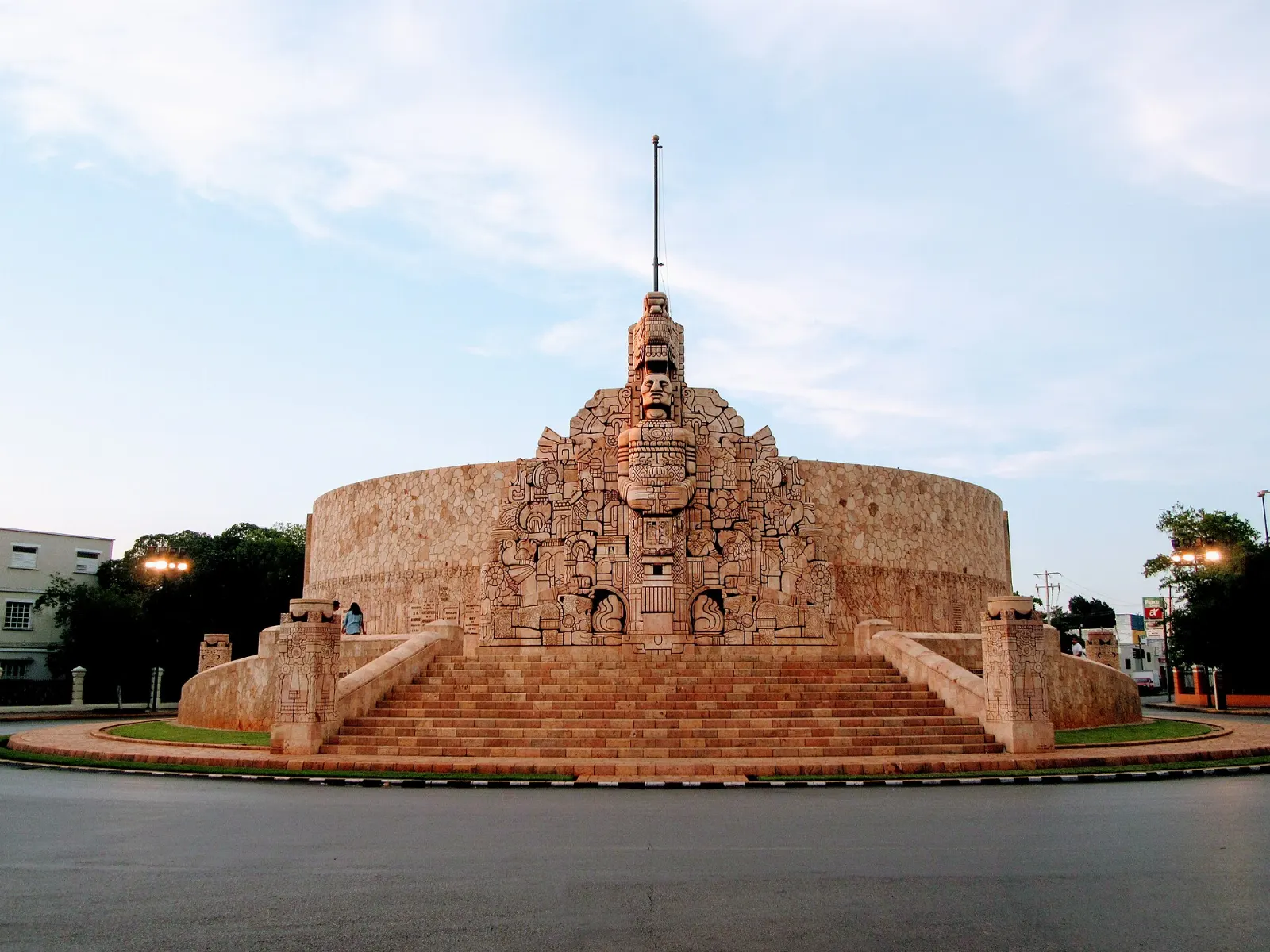 Monumento a la Patria with carved stone figures on Paseo de Montejo, Mérida, Yucatán