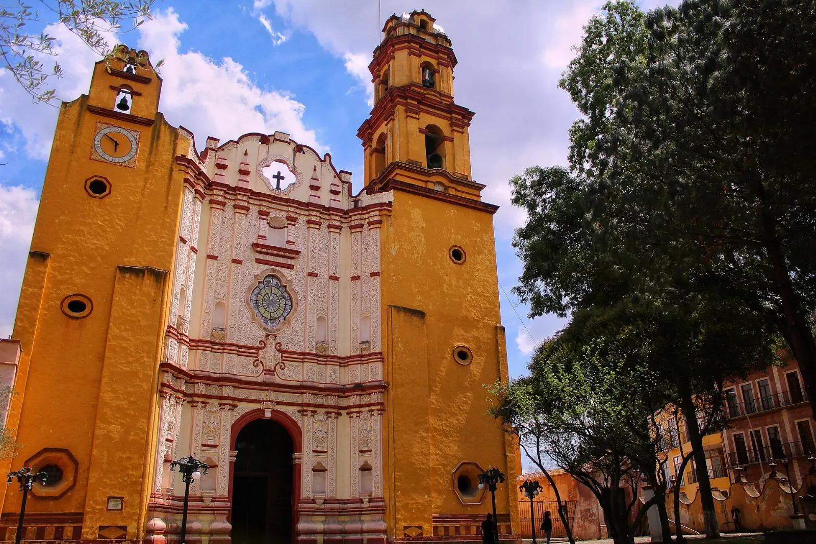 Metepec Mexico Tree of Life Pottery and Craft Markets