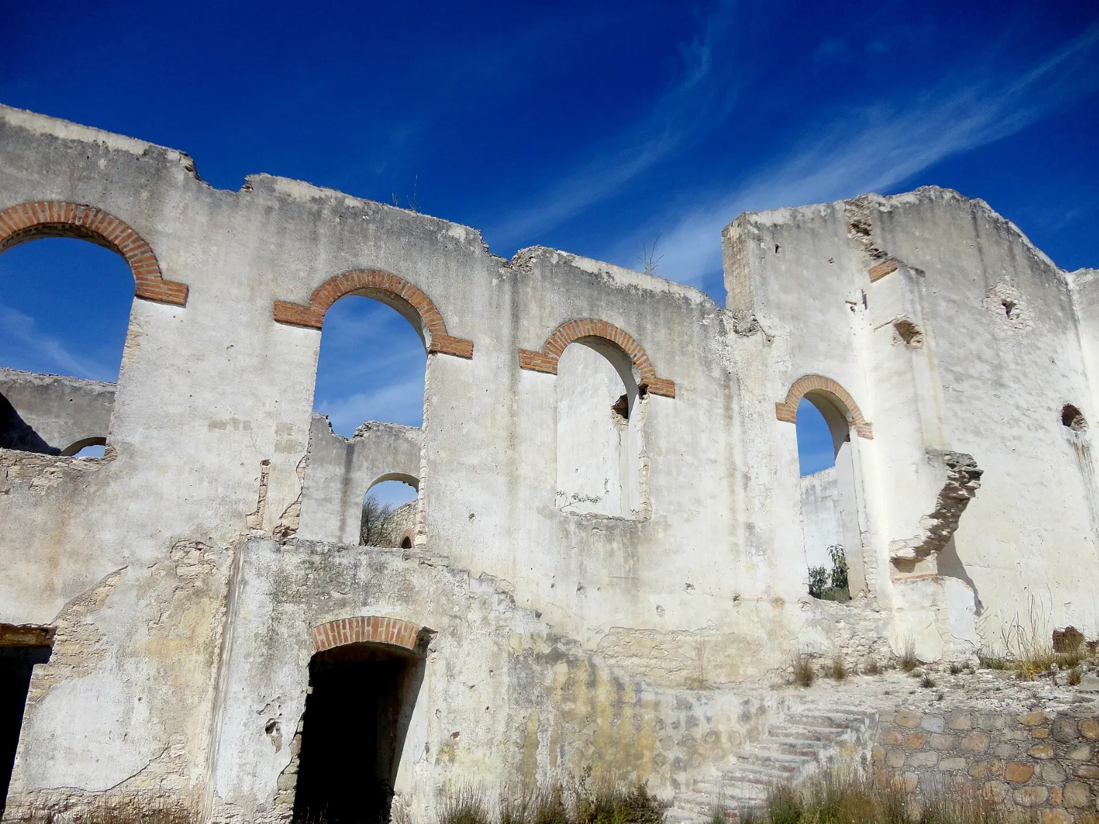 Ruined industrial buildings of the Cinco Señores mining complex, Mineral de Pozos, Guanajuato