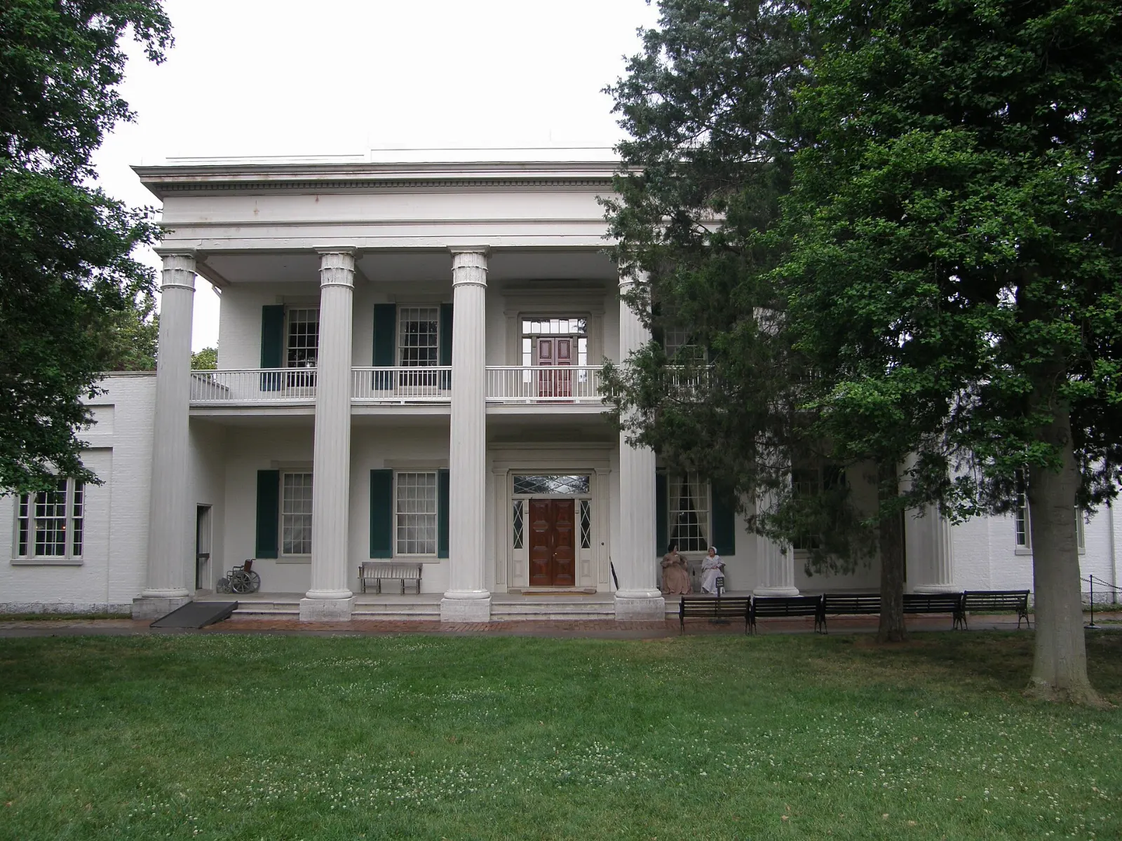 White-columned mansion of The Hermitage surrounded by trees, Nashville, Tennessee
