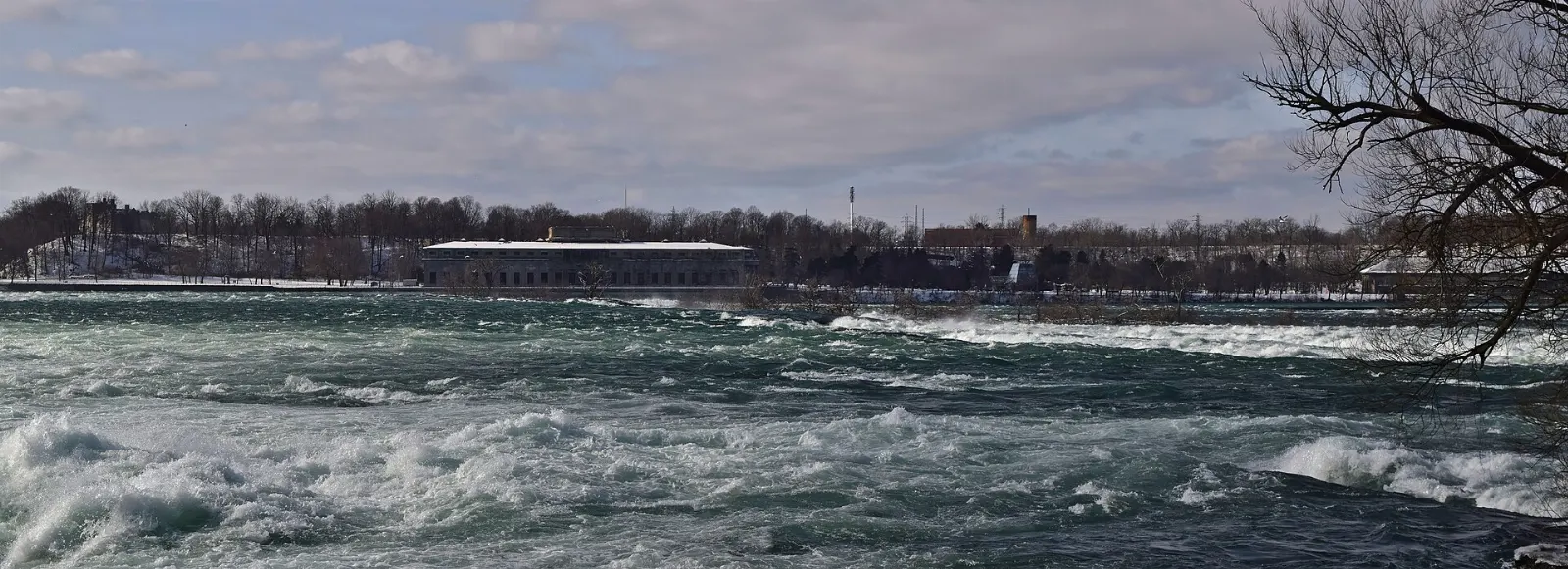 Rushing upper rapids of the Niagara River around the Three Sisters Islands, Niagara Falls, New York