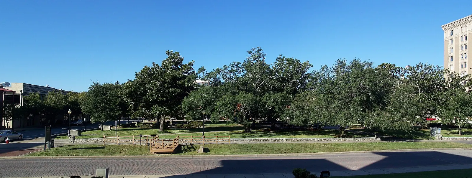 Shaded lawns and the Andrew Jackson statue in Plaza Ferdinand VII, Pensacola, Florida