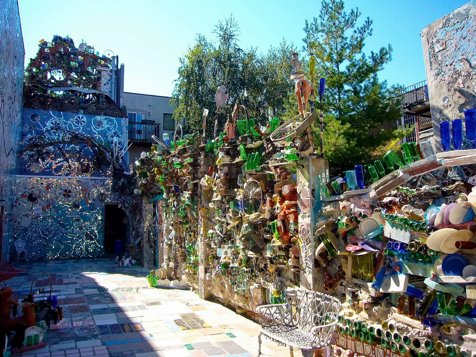 Walls and passageways covered in colorful mosaics of mirrors, tile and bottles, Philadelphia, Pennsylvania