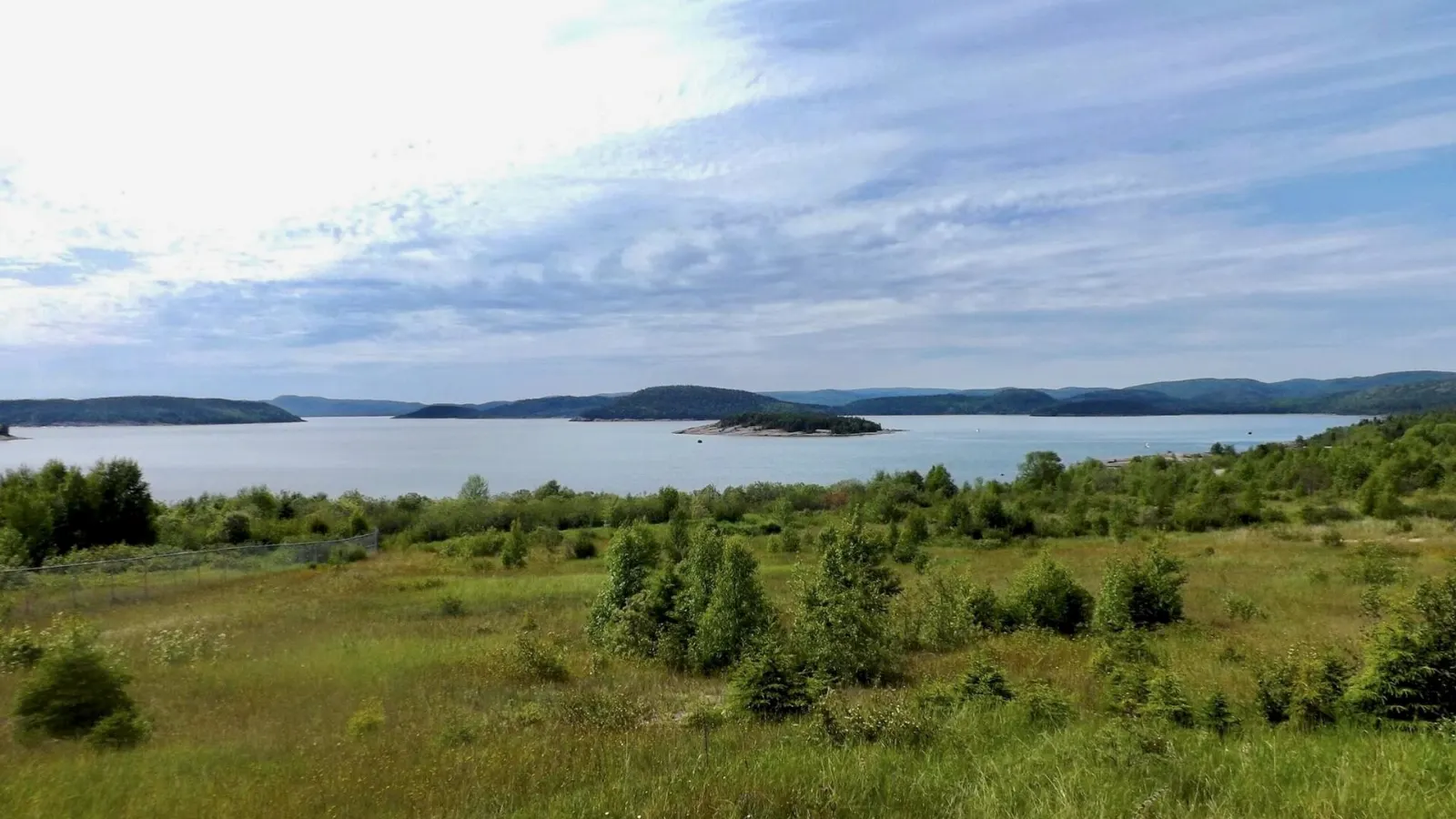 Waterfront of Marathon on Lake Superior in Ontario, Pukaskwa National Park, Ontario