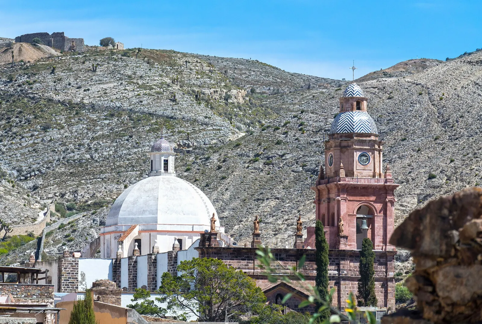 Pink stone facade of the parish church of the Immaculate Conception, Real de Catorce, San Luis Potosí