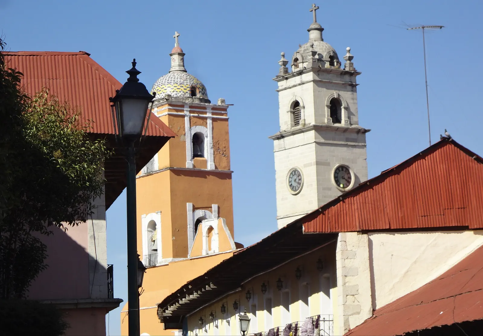 The parish church in the centre of Real del Monte, Hidalgo