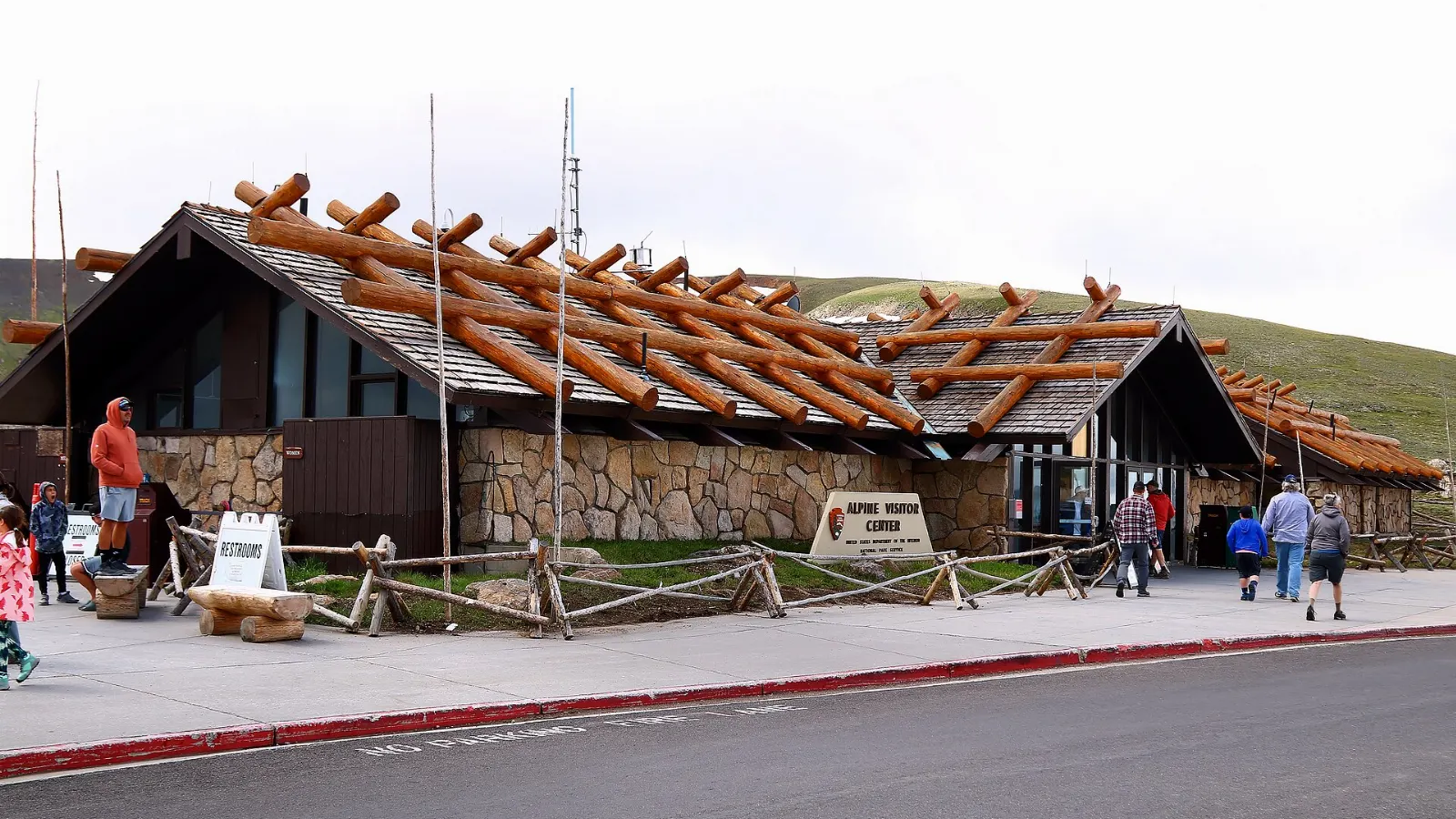 Alpine Visitor Center at Fall River Pass surrounded by tundra, Rocky Mountain National Park, Colorado