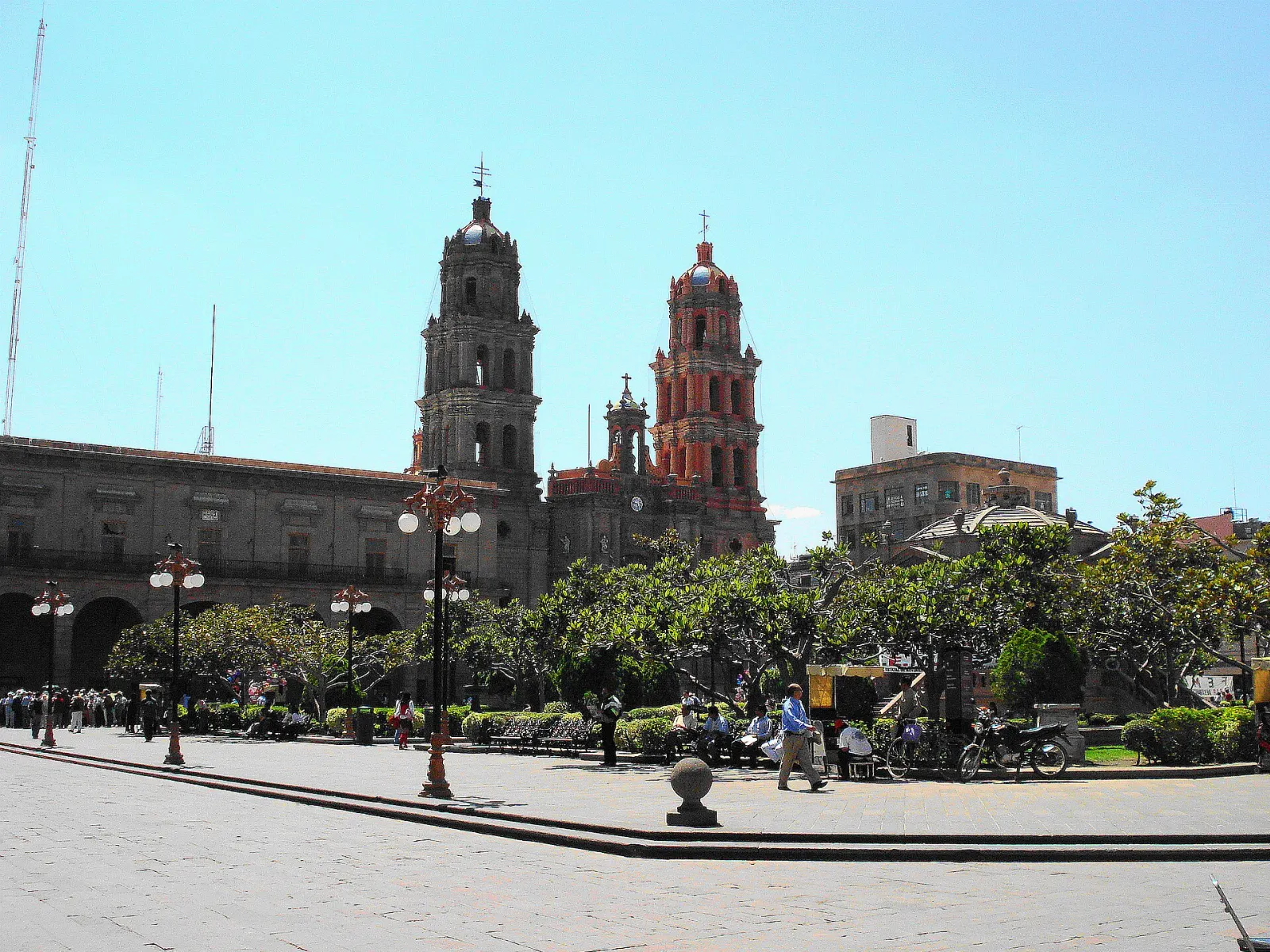 Cathedral and Plaza de Armas in San Luis Potosí