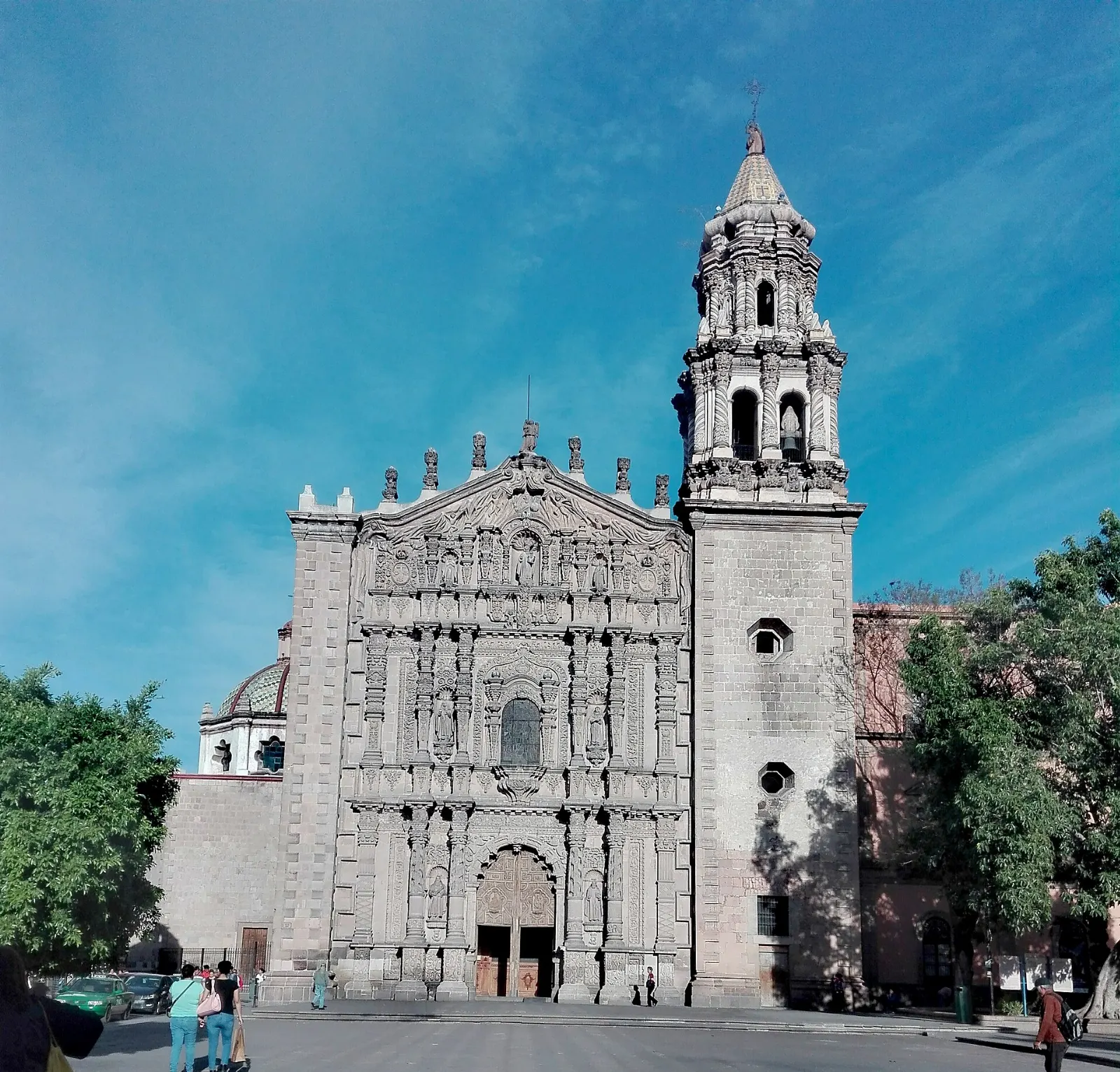 Baroque facade of Templo del Carmen in San Luis Potosí
