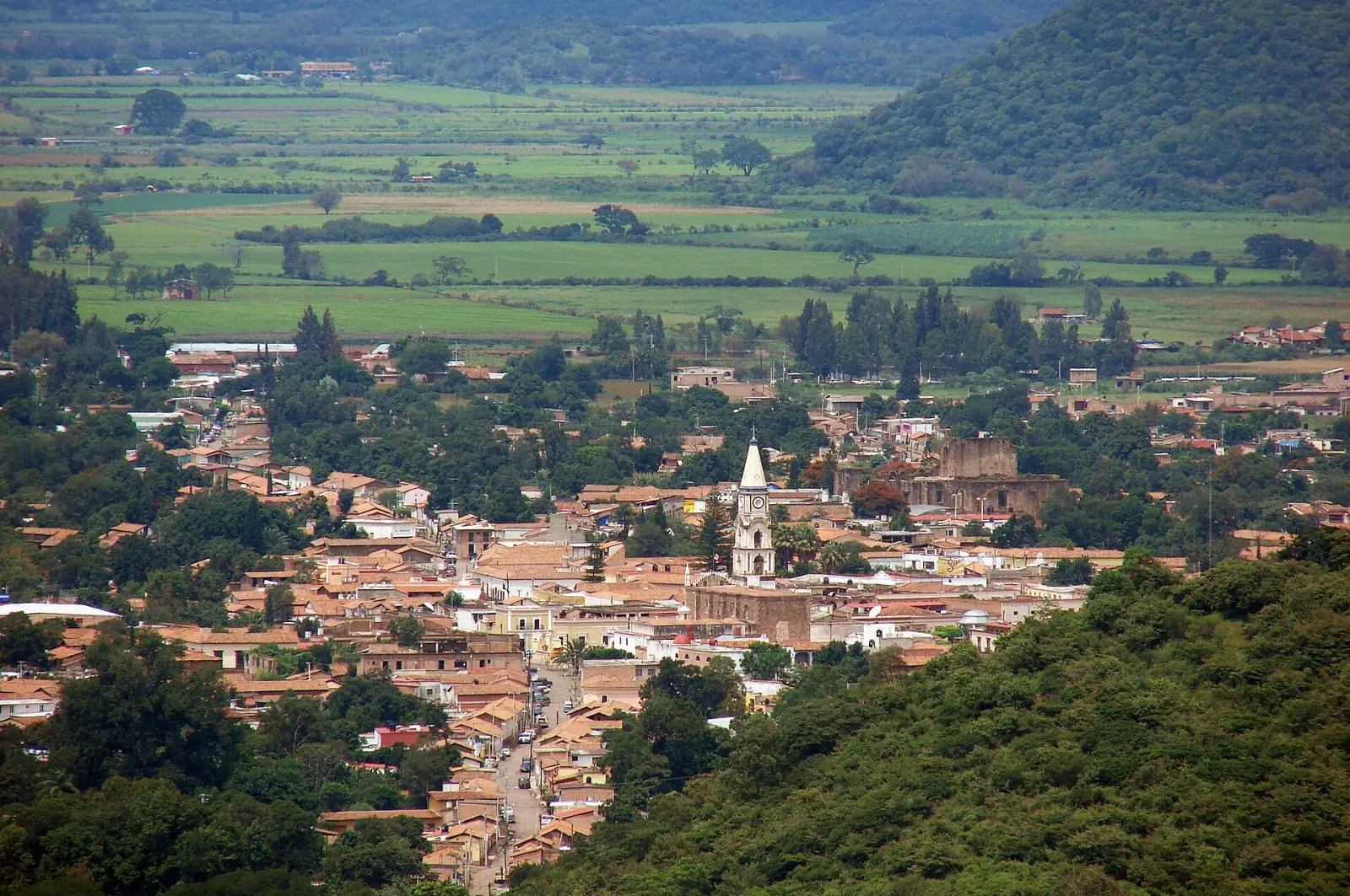 Plaza and church in the mountain town of Mascota, Jalisco, San Sebastián del Oeste, Jalisco