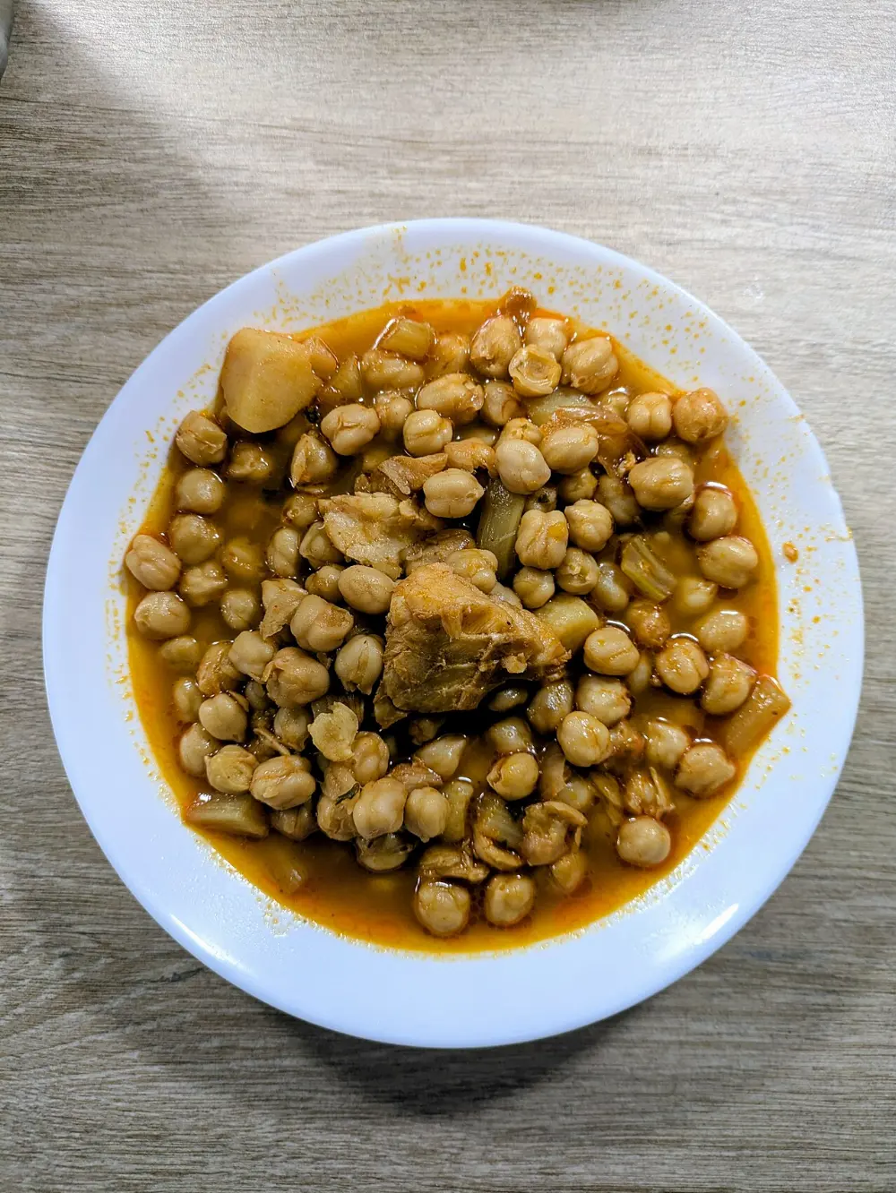 Espinacas con garbanzos in Seville, Spain