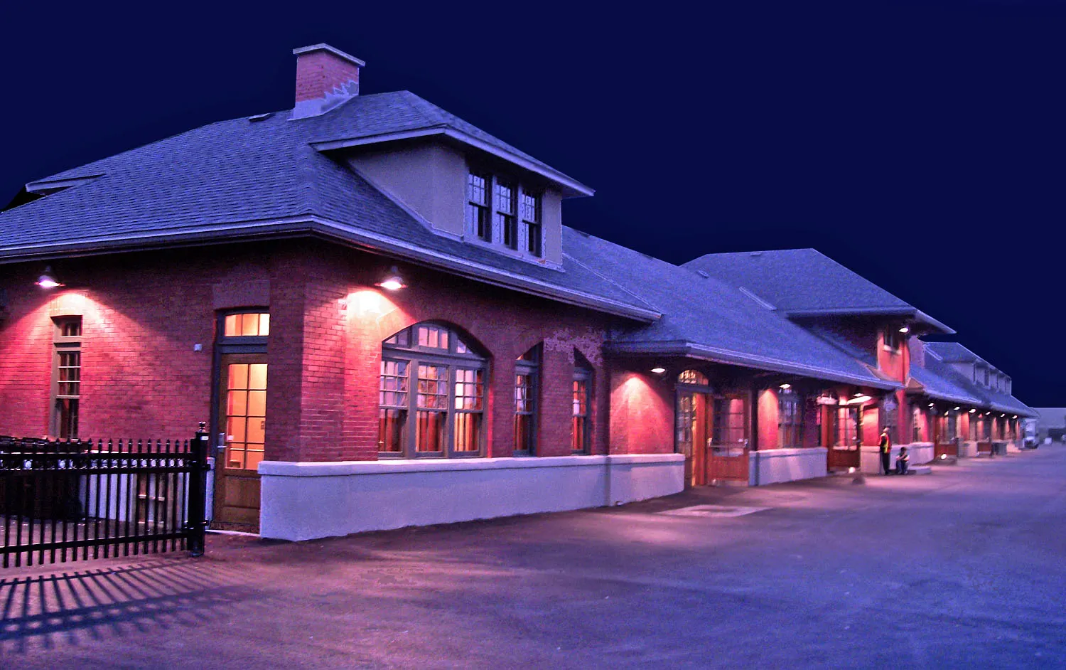 Stalls and visitors at the Marché de la Gare in Sherbrooke, Quebec