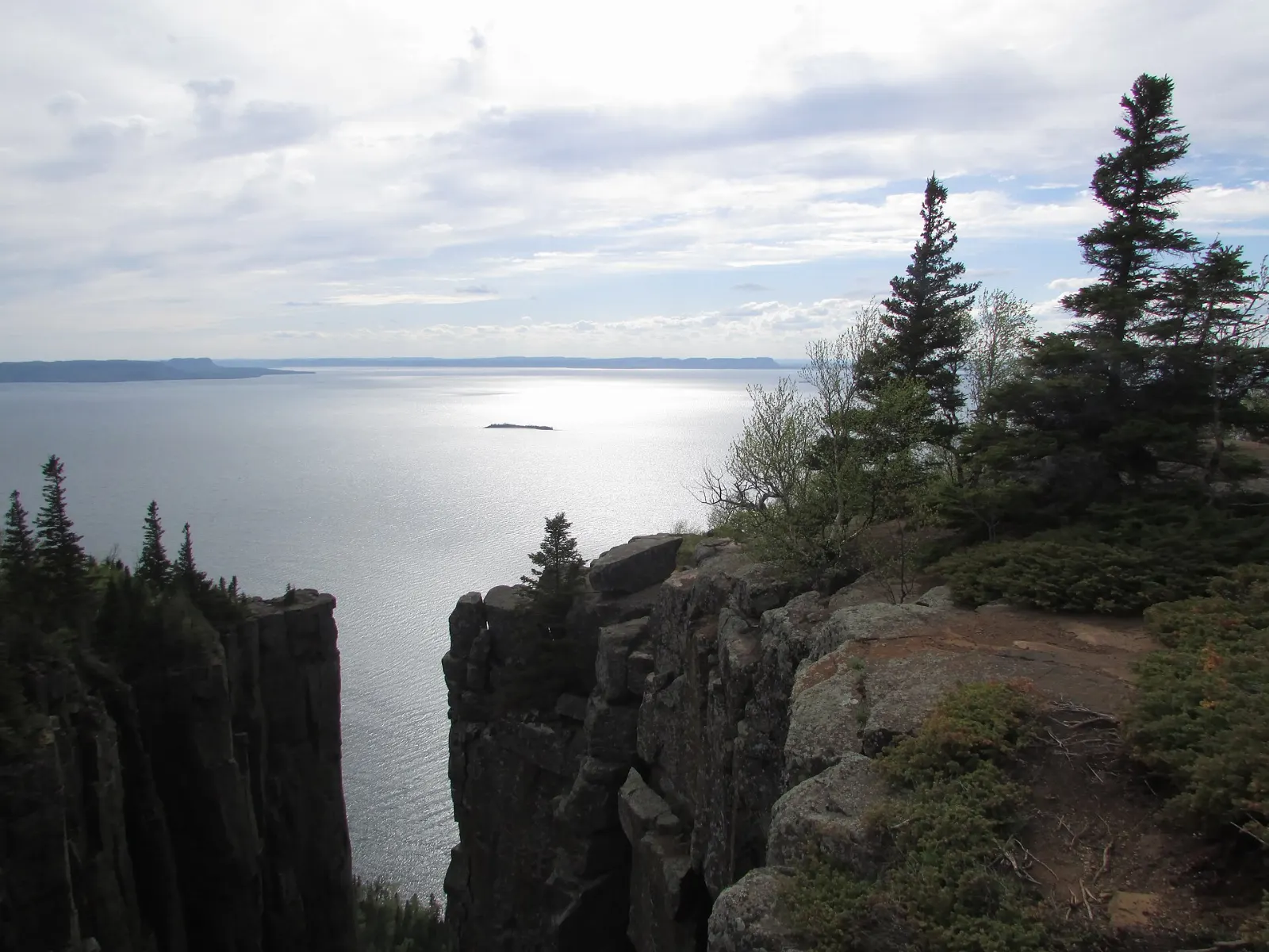 Hikers at the Top of the Giant lookout above Lake Superior, Sleeping Giant Provincial Park, Ontario